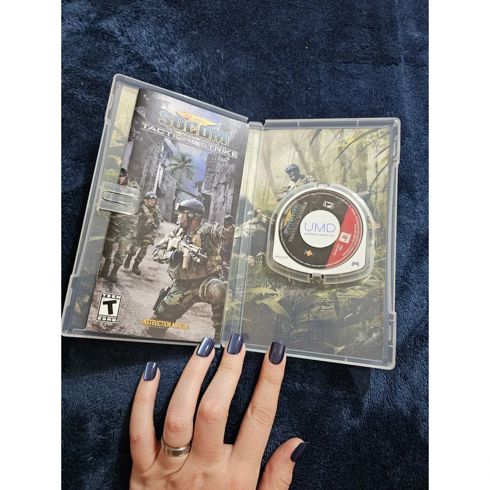 SOCOM US Navy SEALs Tactical Strike Sony PSP Greatest Hits CIB Manual